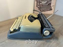 1962 NECKERMANN Brilliant S Portable Typewriter Typewriter Antique Vintage