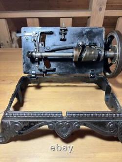 Atlas Antique Hand Crank Sewing Machine Made in Germany BRUNONIA from Japan