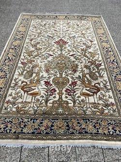 Beautiful machine woven carpet Persian carpet 190x280 cm