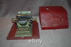 Gescha children's typewriter from the pre-war period wine red tin case