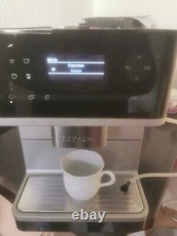Miele cm6100 fully automatic coffee machine, excellent condition