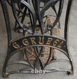 Table foot sewing machine cast iron metal frame N BROOD old top vintage decoration