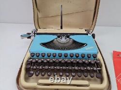 Typewriter Groma Hummingbird Blue White with Instructions in Suitcase #241314